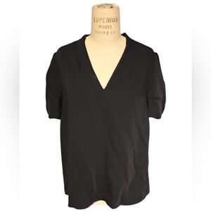 Express Black V-Neck‎ Blouse Pleated Short Sleeves Casual Minimalist Size M